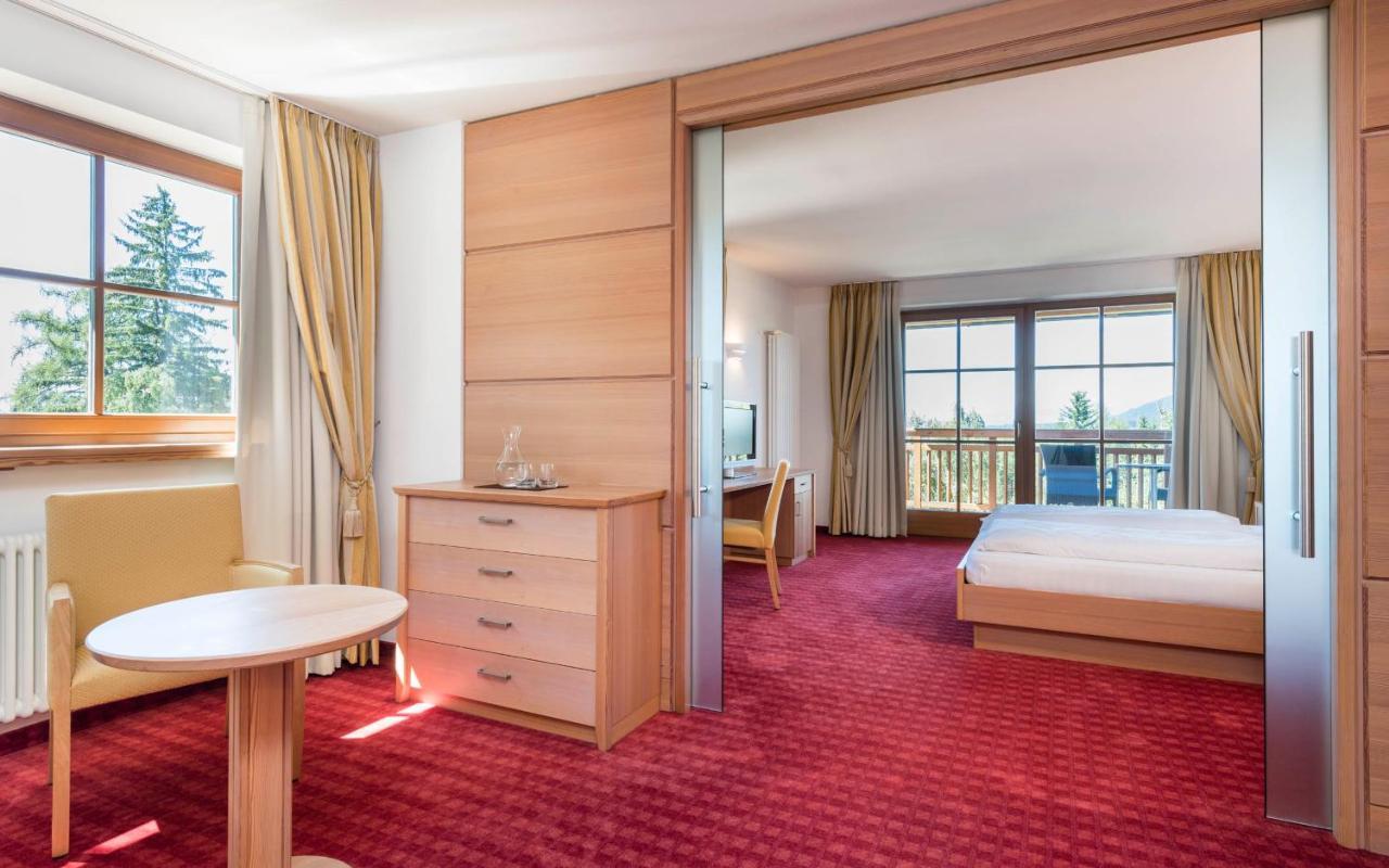 Hotel Peter Petersberg Buitenkant foto