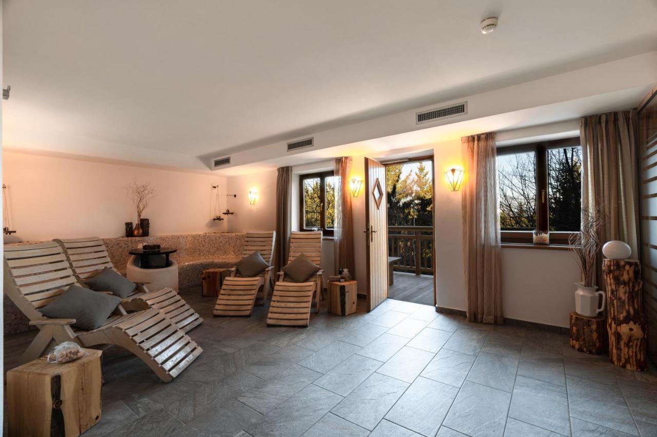 Hotel Peter Petersberg Buitenkant foto