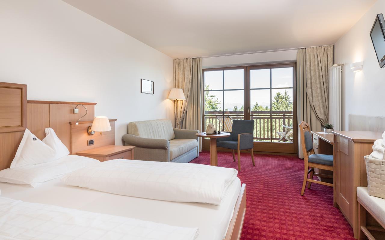 Hotel Peter Petersberg Buitenkant foto
